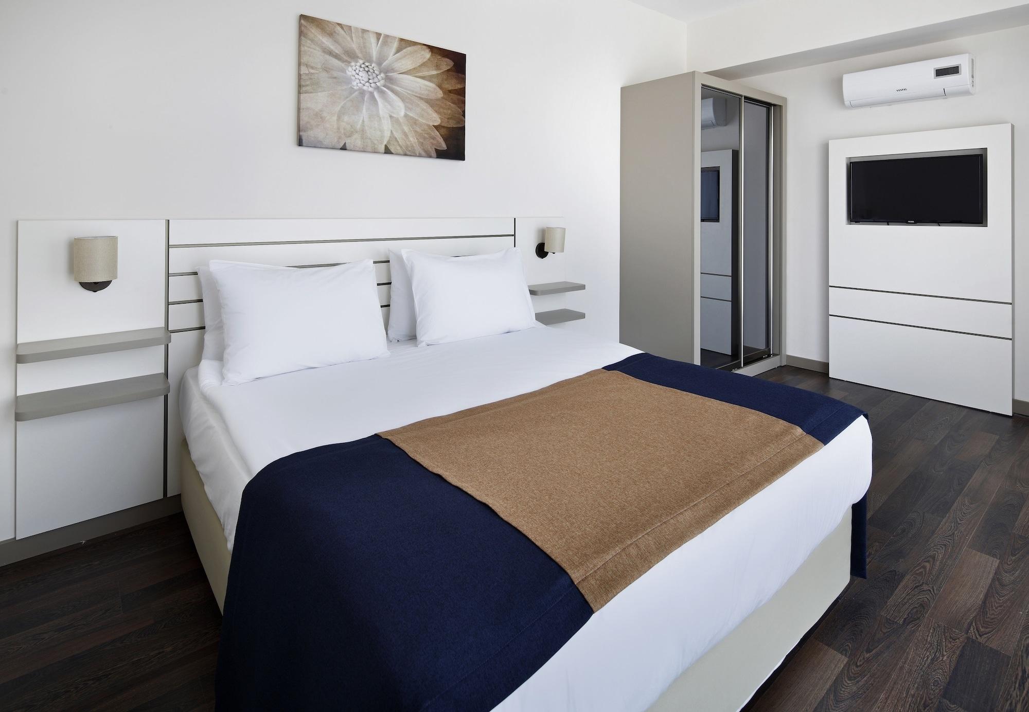 Prime Suites Istanbul Exterior photo